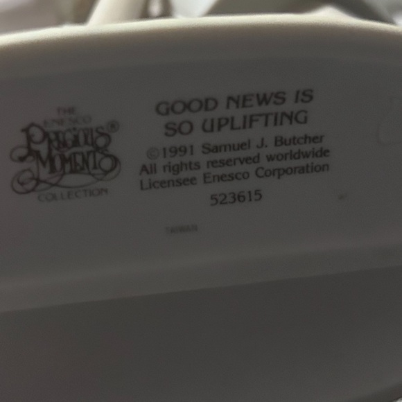Precious Moments figurine “Good News is So Uplifting” - Picture 4 of 5